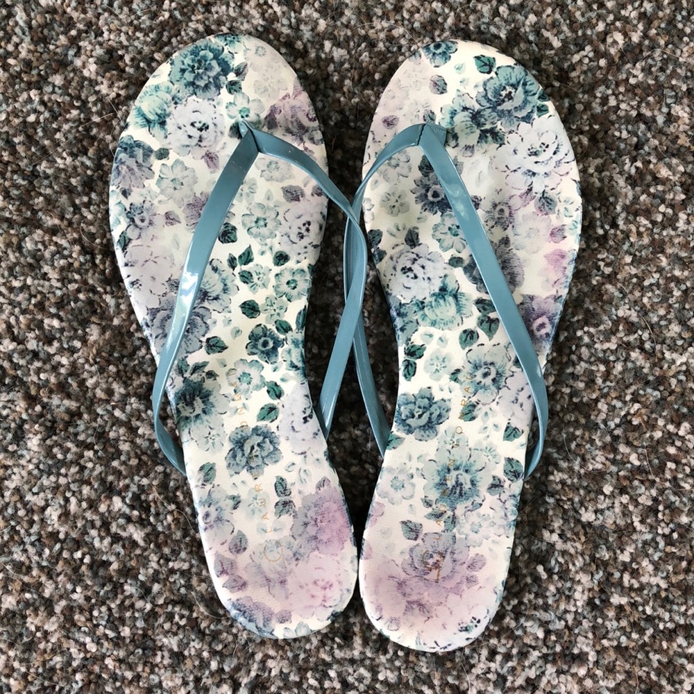 Lauren Conrad Blue Floral Flip Flops